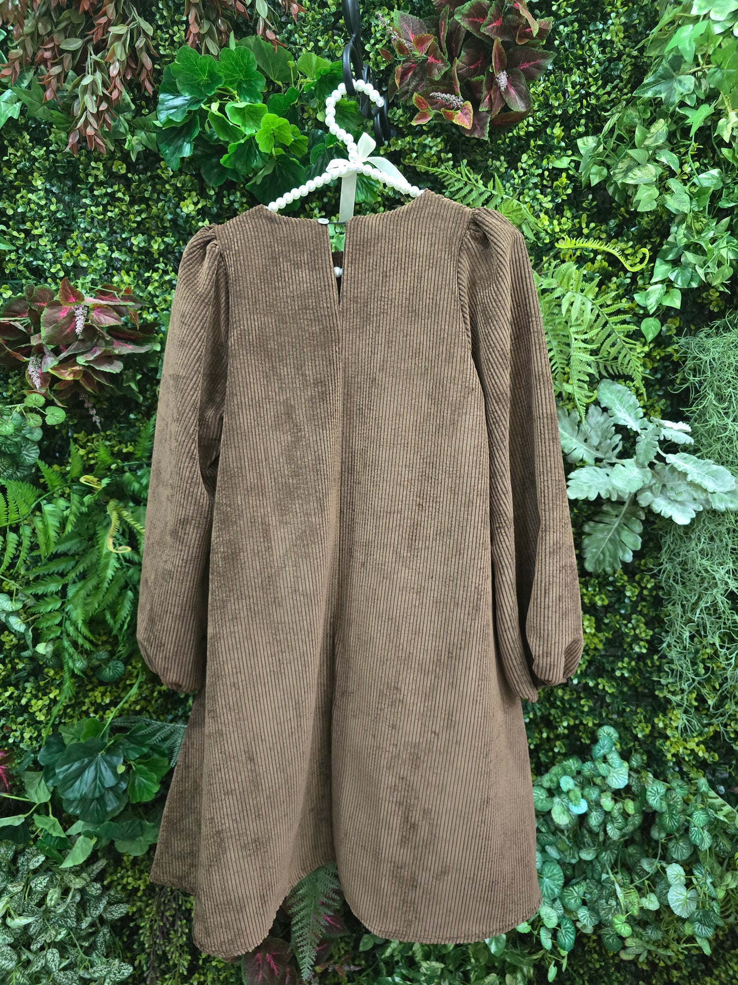 Vestido curto bombazine castanho