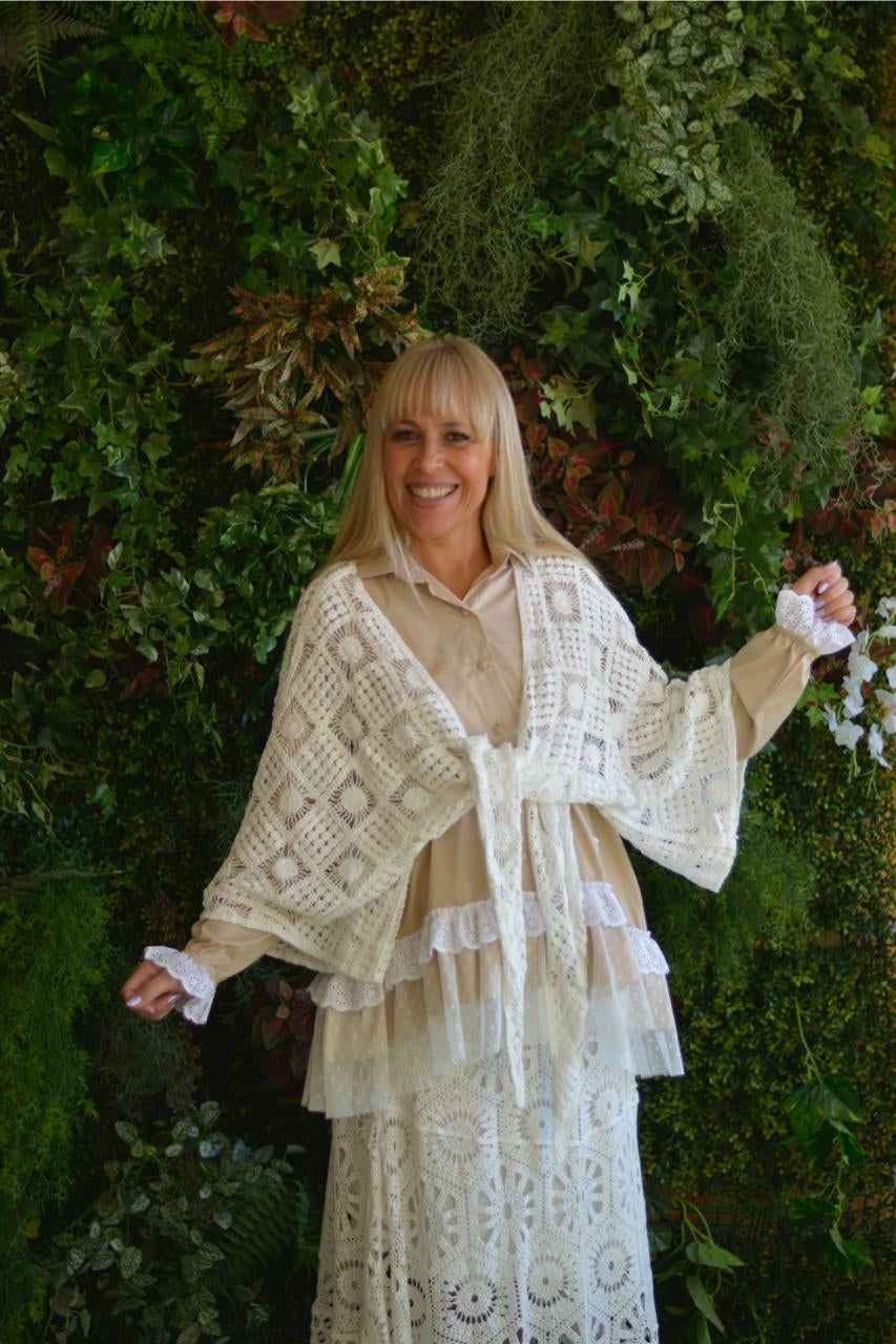 Saia em crochet branca