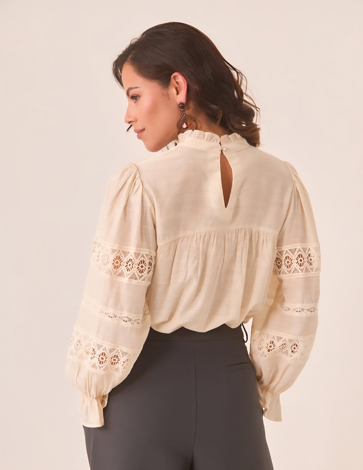 Blusa Nekane Cru Cetus