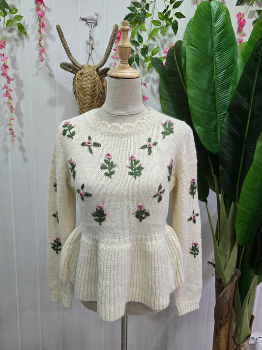 Camisola cru com flores amarelas