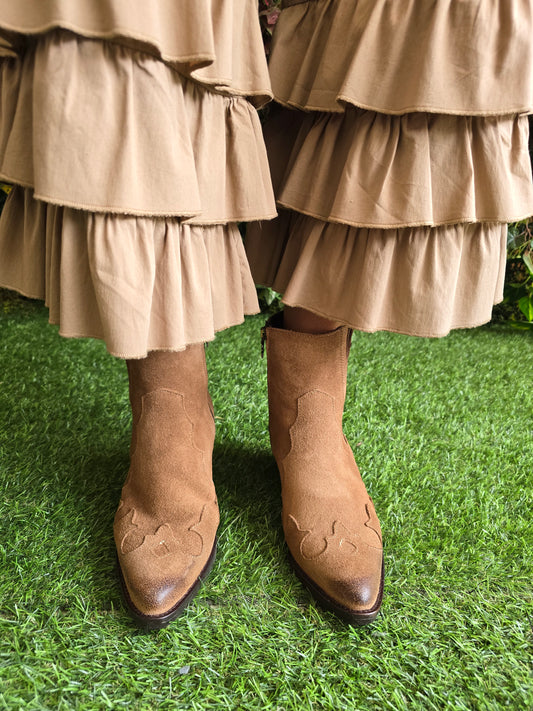Botas Cubanas em Camurça Camel
