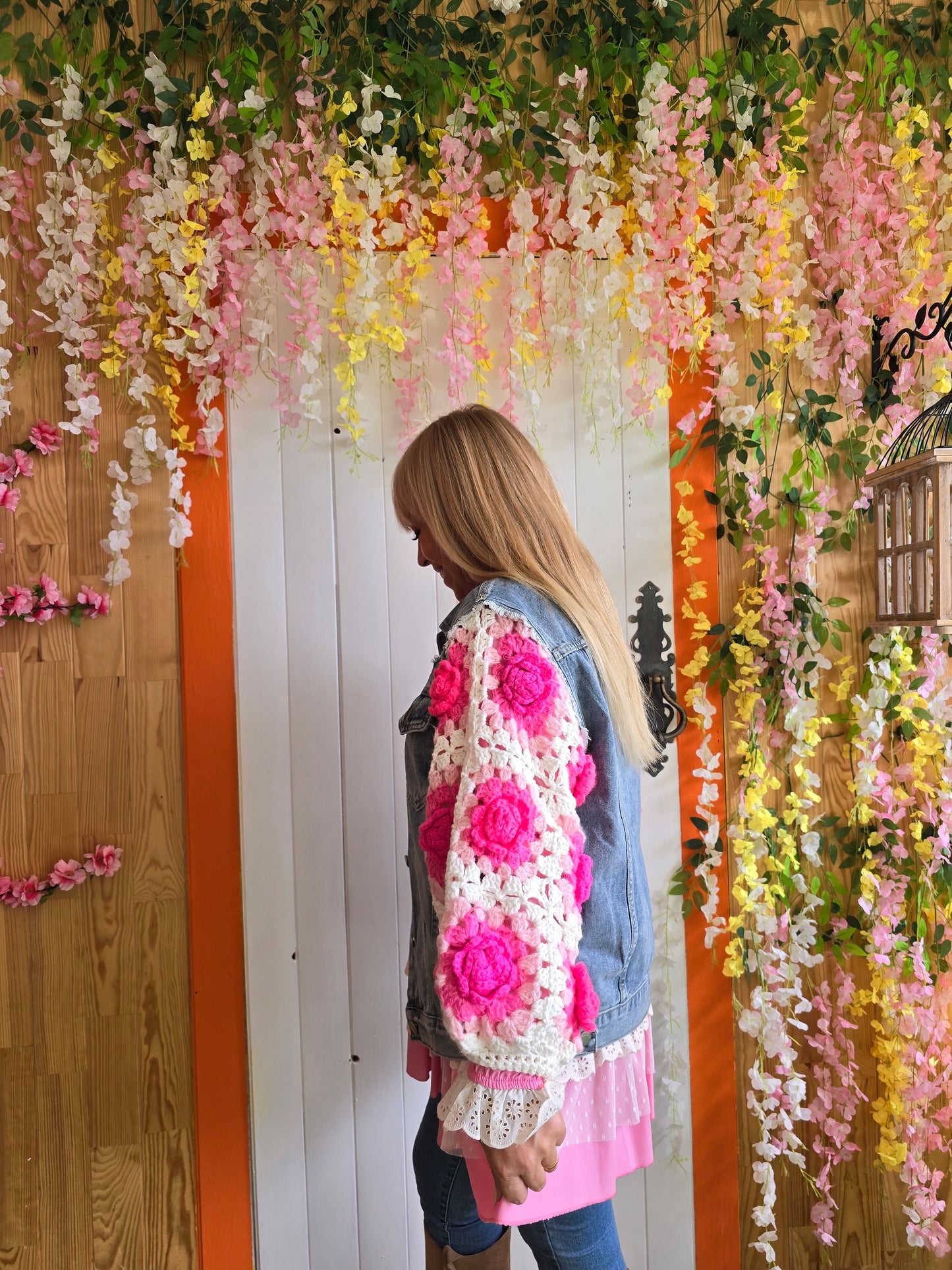 Casaco de ganga com manga flores